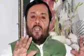 प्रियंका गांधी ने यूपी में बीजेपी को दिया पहला झटका