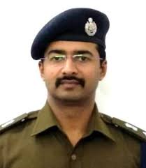 वसूली मामले में बाराबंकी एसपी सतीश कुमार निलंबित, चुनाव आयोग ने दी अनुमति