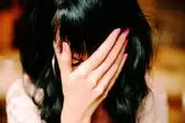मरने से पहले पति ने मोबाइल से बनाया वीडियो ओर पत्नी को बताया  जिम्मेदार