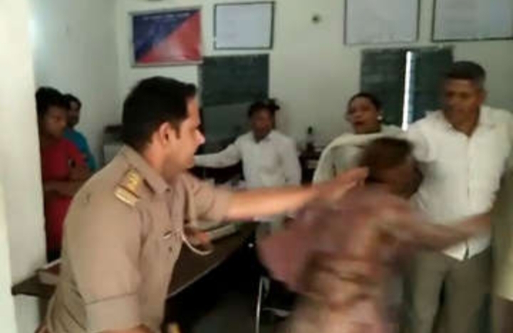 थाने में भिड़े किन्नरों के दो गुट, पुलिस ने जमकर लठियाया