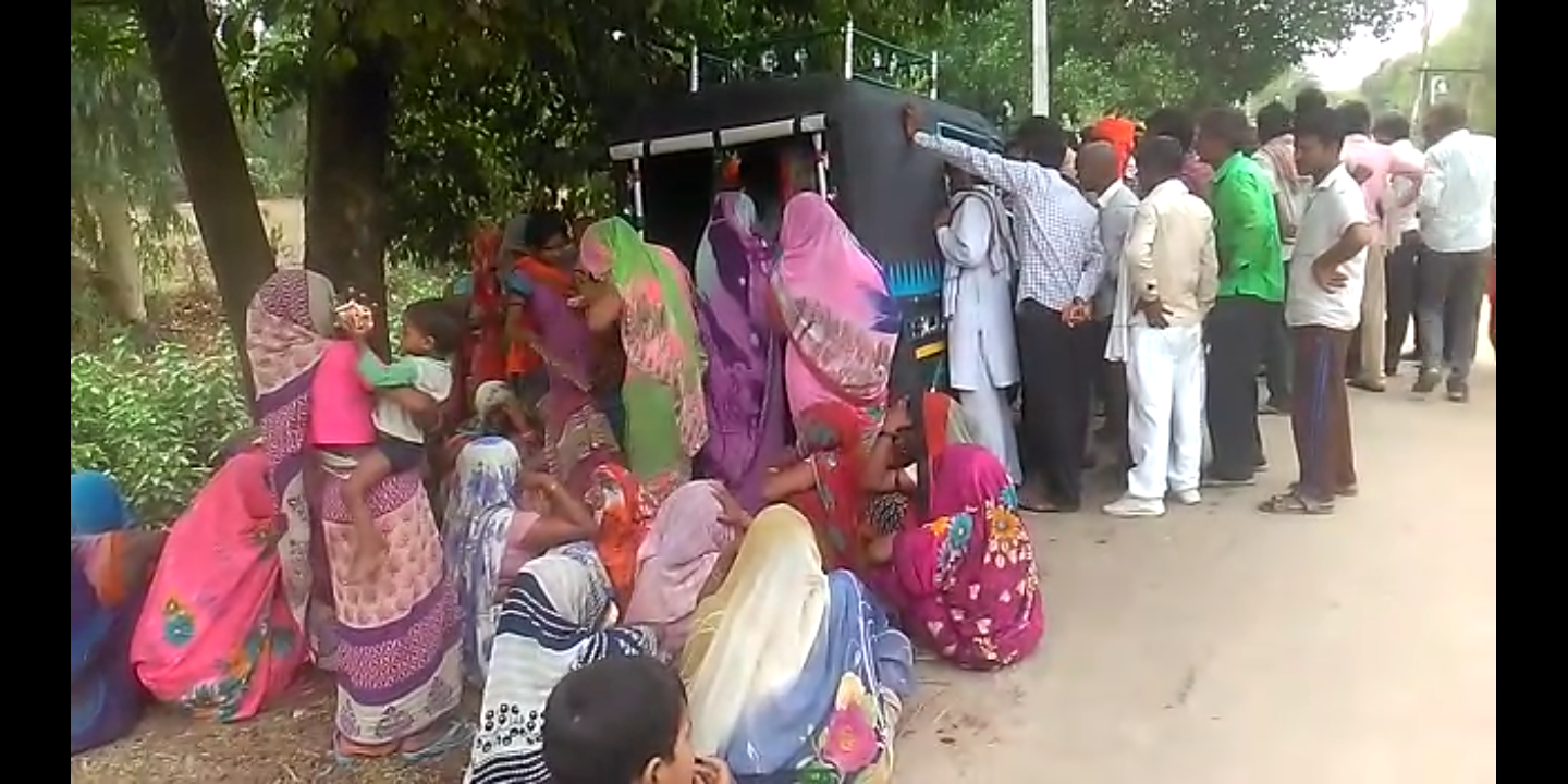 बाँदा में तेज रफ्तार ऑटो ने 55 वर्षीय बृद्ध को मारी टक्कर बृद्ध की हुई मौत