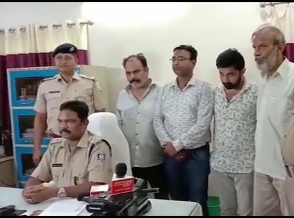 कथित पत्रकार  अनुज अग्रवाल को उड़ीसा पुलिस ने किया गिरफ्तार