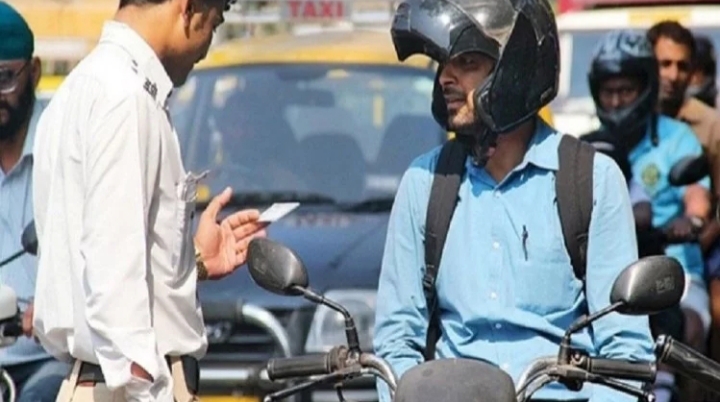 वाहन के कागजात साथ रखने की जरूरत नहीं क्योंकि आरटीओ दे रहा डिजीलॉकर की सुविधा