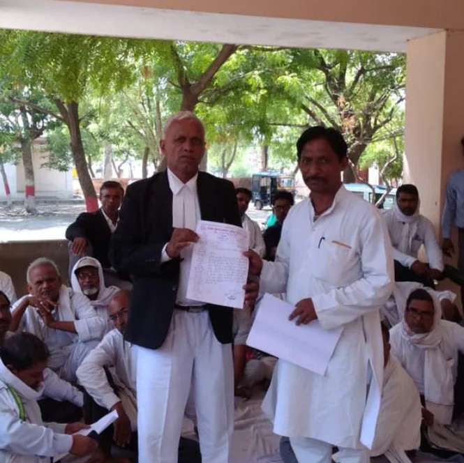 बाँदा, बबेरु में आज चौथे दिन भी अधिवक्ताओ अनसन जारी रहा