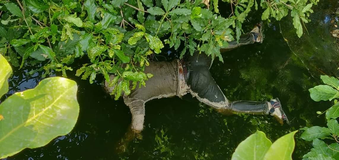 बहराइच* *दिनांक 28-6-2019 की रात 10 बजे से गायब असिस्टेंस बैंक मैनेजर की लाश भिनगा-सिरसिया के केन नाले से बरामद हुई* *रिपोर्ट - :दीपक कुमार*