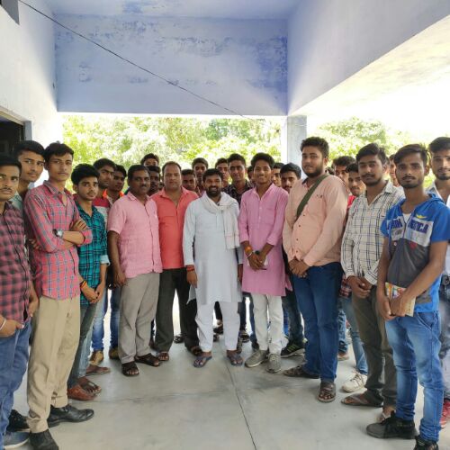 बहराइच अखिल भारतीय विद्यार्थी परिषद बहराइच जिले की बैठक किसान पीजी कॉलेज के शिक्षा शास्त्र विभाग के सेमिनार हॉल में आयोजित की गई।।  रिपोर्ट:- पंकज कुमार