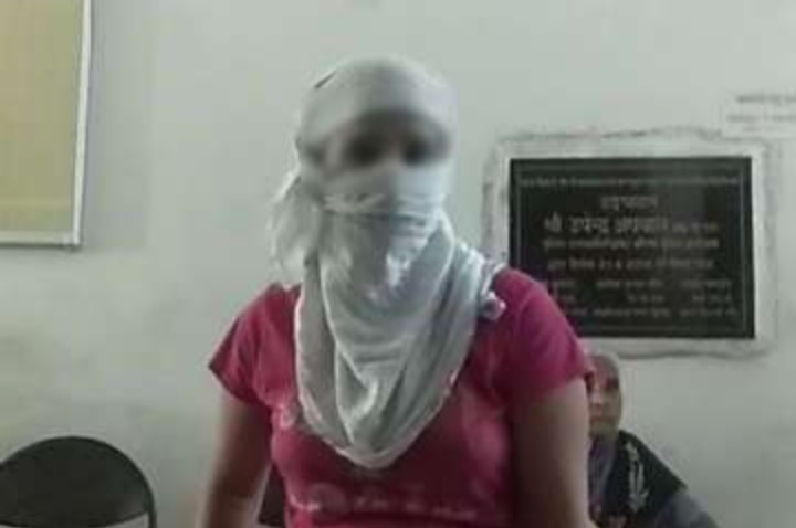 युवती से रेप, हिंदू युवा वाहिनी के पदाधिकारी पर आरोप