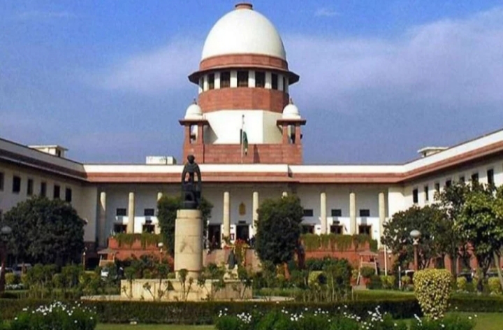 उन्नाव कांड: सभी मामले दिल्ली ट्रांसफर, हादसे की सात दिनों में जांच करे सीबीआई