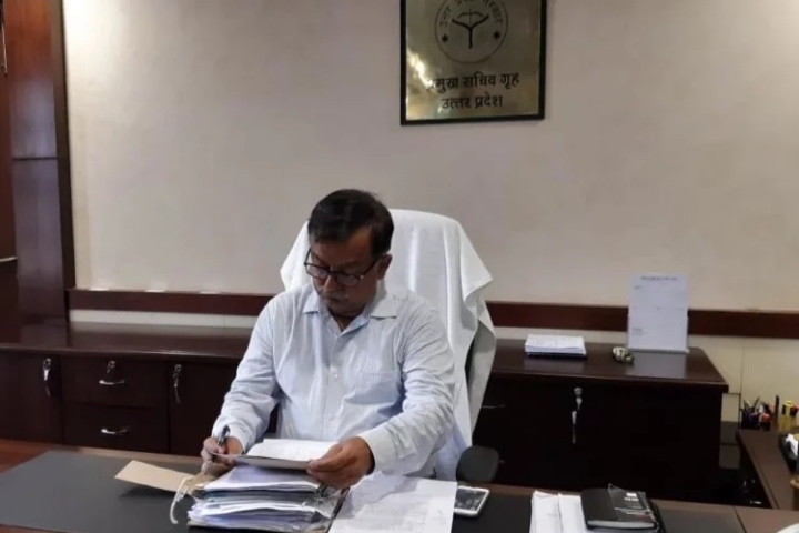 अपर मुख्य सचिव अवनीश अवस्थी ने संभाला गृह विभाग, बोले- पुलिस सुधार होगी मुख्य प्राथमिकता