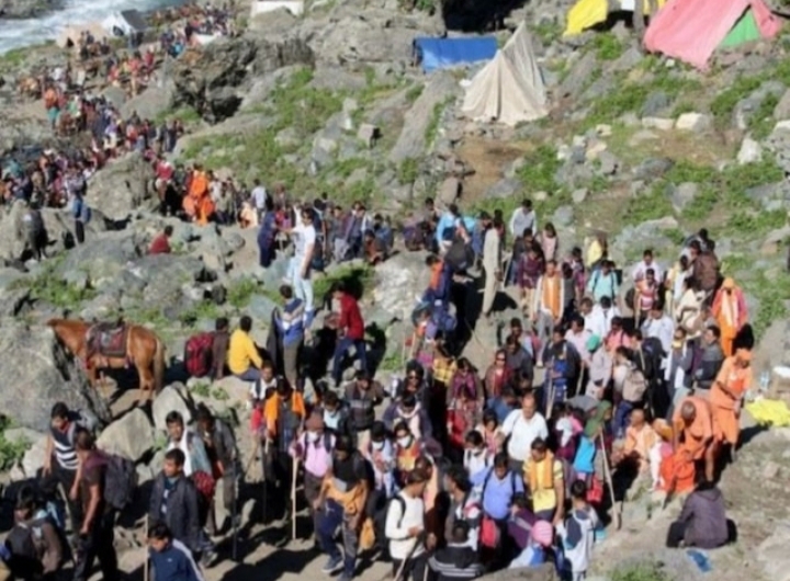 अमरनाथ यात्रा पर आतंकी हमले की आशंका, राज्य सरकार ने यात्रियों से वापस लौटने के लिए कहा
