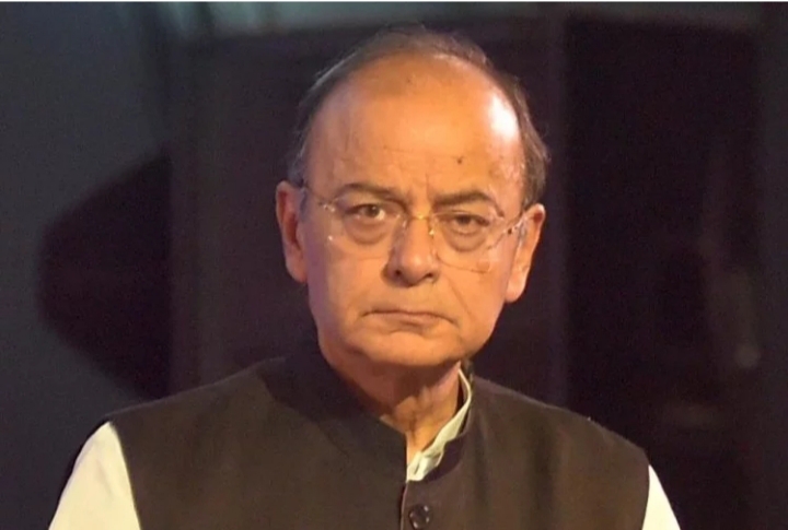 अरुण जेटली की हालत नाज़ुक, हाल जानने AIIMS पहुंचे रक्षा मंत्री राजनाथ सिंह कुछ देर में पहुचेंगे प्रधानमंत्री नरेंद्र मोदी