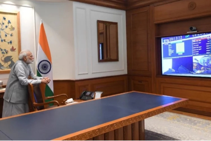 आधी रात बाद चांद पर कदम रखेगा भारत, 70 बच्चों संग लाइव देखेंगे पीएम मोदी, ऐसे होगी लैंडिंग